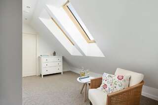 Отели типа «постель и завтрак» Kashubian Lodge & SPA Пшивидз Семейный номер-студио-4